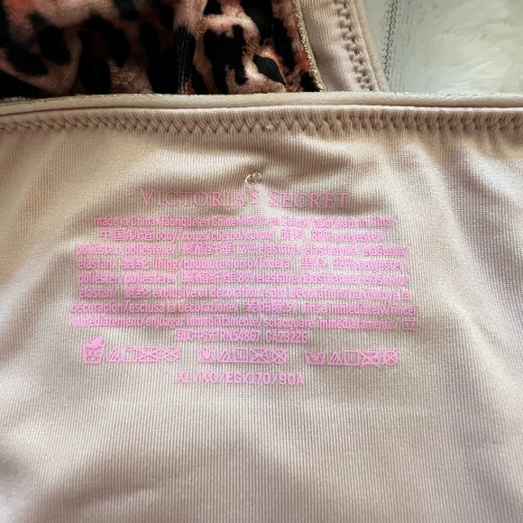 Victoria's Secret Leopard Bikini Set - Picture 3 of 8